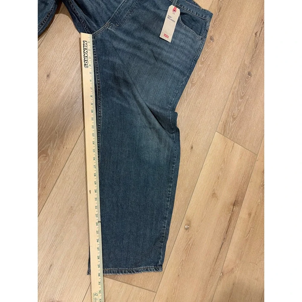 Levis 550 Relaxed Fit Tapered Leg Jeans Mens 48x30 Blue Denim Medium Wash read